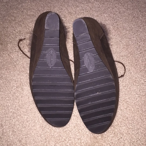 Chocolate brown faux fur trim booties size 8 - Picture 2 of 5